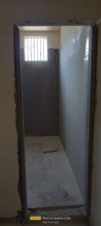 bathroom mein granite ki chaukhat