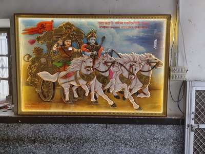 6*4 mahabharat geeta gyan 
3d in hdmr mdf with colour ,frame , glass and lighting
19mm material