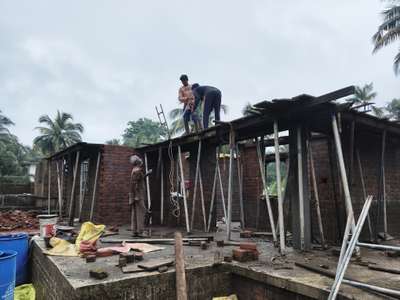 Lintel- and Sunshade work in progress. Mundur Thrissur.