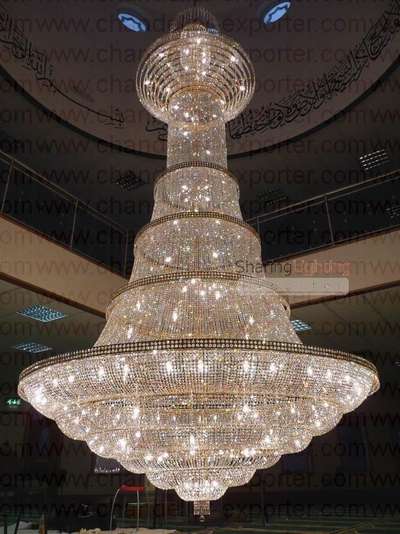 *chandelier light*
duplex double height jhumar 6'x8' fit