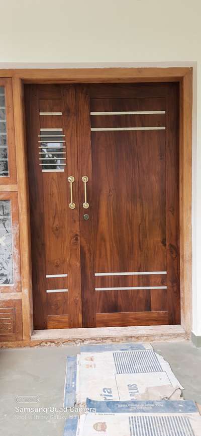 Nilambur Teak Door - Site chirakara thalassery