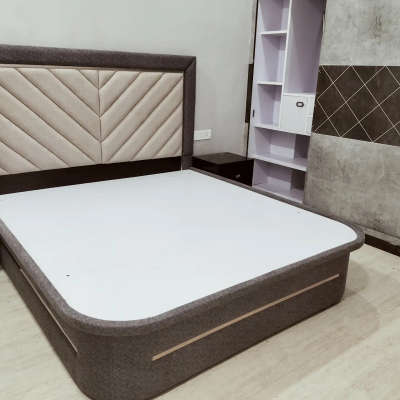 Delux bed with solide wood