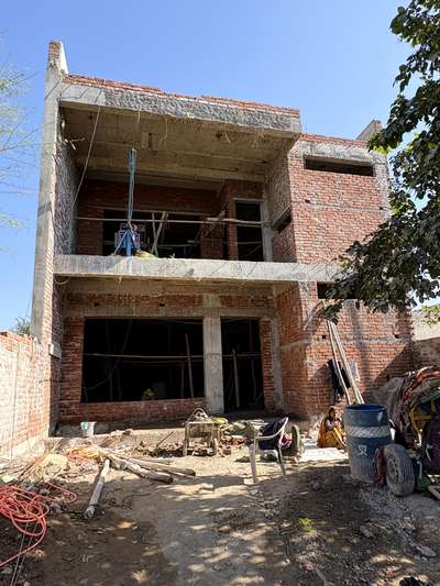 𝓦𝓮 𝓰𝓲𝓿𝓮 𝓼𝓱𝓪𝓹𝓮 𝓽𝓸 𝓭𝓻𝓮𝓪𝓶𝓼 😇
And provide
✔️ Floor Planning,
✔️ Construction
✔️ Vastu consultation
✔️ Site visit, 
✔️ Structural Designs
✔️ Steel Details,
✔️ 3D Elevation
✔️ Construction Agreement
and further more!

#civil #civilengineering #engineering #plan #planning #houseplans #house #elevation #blueprint #design