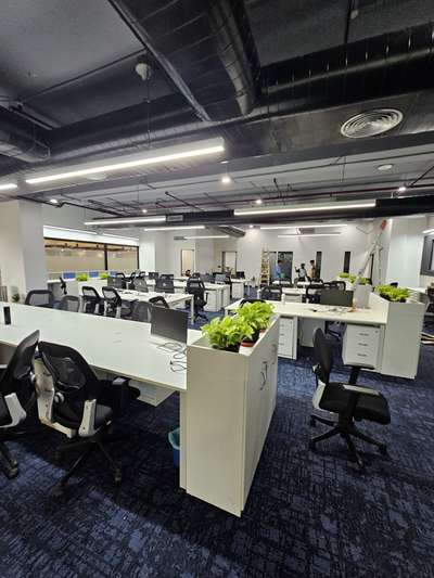 #officeinteriors #commercialinteriordesign #workstation #Modularfurniture