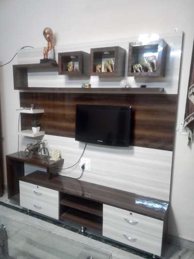 #tvunit  #tvunitdesign  #InteriorDesigner  #KitchenInterior  #Architectural&Interior