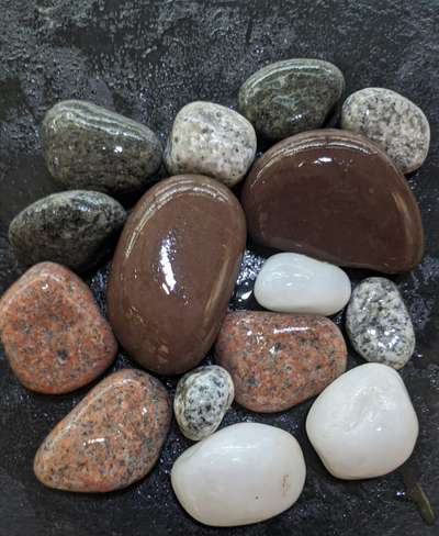 pebbles collections available in polished and unpolished