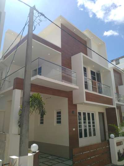 gated villa for sale 1700sqft
3 bedroom attached NH 47 200 mtr 95 lk asking @NETTOOR, ERNAKULAN