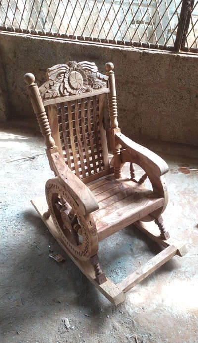 rocking chair for childrends 😊🥰
 #rockingchair  delivery available
