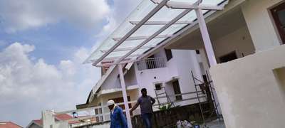 tuffon Glass car porch
ARUNIMA ENINEERING KOTTAYAM
9744718357