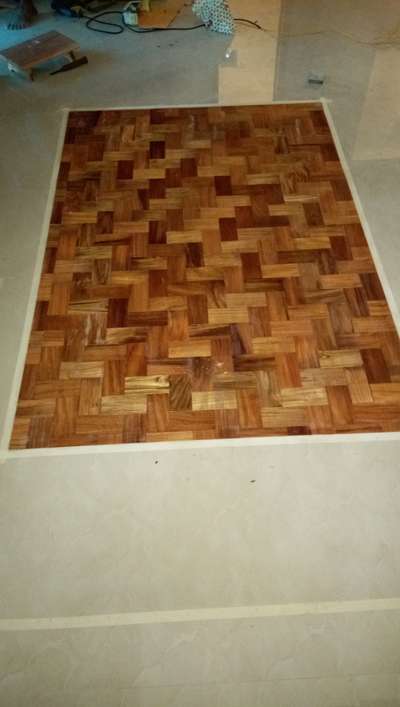 ഫ്ളോർ പാനലിംഗ്