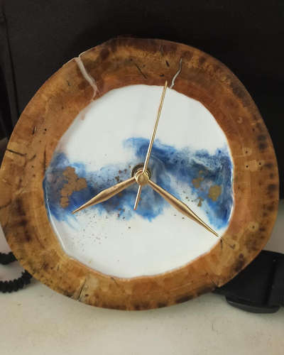 resin art clock with wood. only one piece rs 2000/