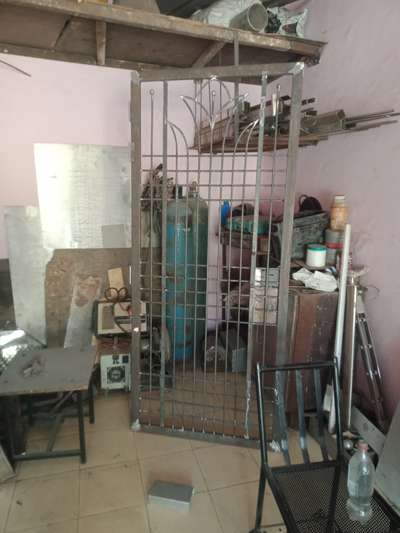 Ms gate ss jali  7500/-