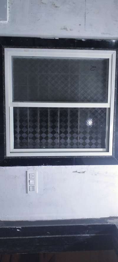 Aluminum window