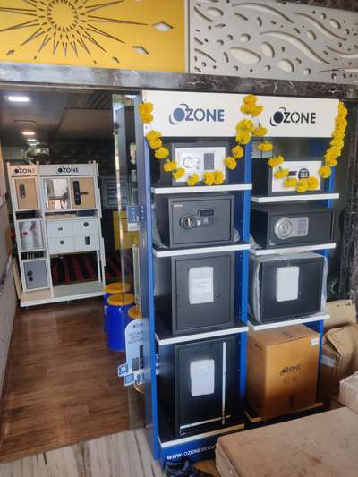 OZONE Digital safe, furniture locks  & door  locks. gaurav plywood & hardware, udaipur.
8769165546