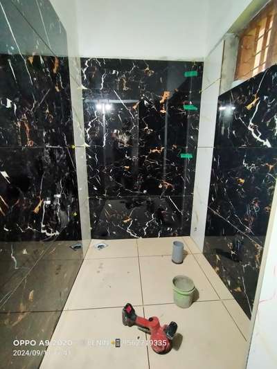 black bathroom
#BathroomTIles