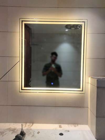 bathroom LED mirror 🪞
size 36×36