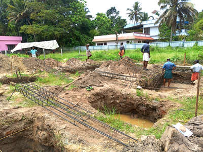 work in progress of a multystorey building in Ambalappuzha,
basement to top roof slab concrete.
alleppey builders:9895214100
8301056785