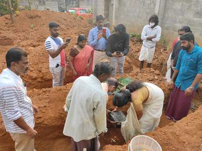 തൃശ്ശൂർ കുട്ടനല്ലൂർ സൈറ്റിൽ കല്ലിടീൽ ചടങ്ങ്