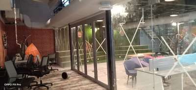 glass partition