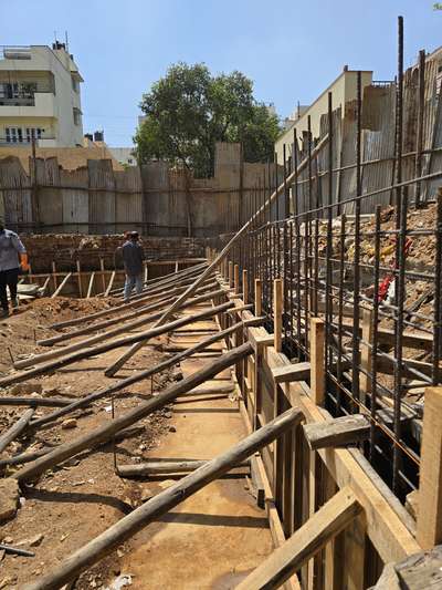 #retaining_wall  #Architect  #CivilEngineer  #HouseDesigns  #HouseConstruction