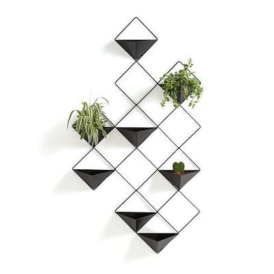 #VerticalGarden  #vertical_garden  #verticalgardening  #InteriorDesigner  #homedecoration