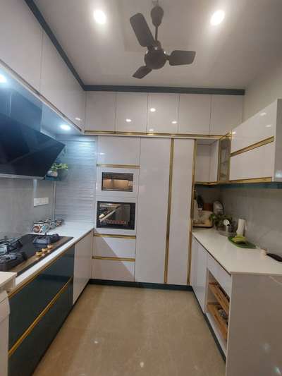 #ModularKitchen #modularkitchenkerala  #top3kitchenideas #KitchenCeilingDesign