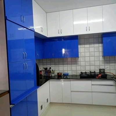 model kitchen 300 rupaye iskr fut labour rate with material 16 so rupaye square foot my mobile number 7011056891