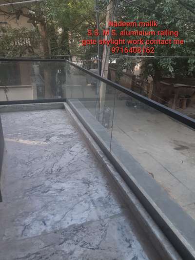 # aluminium railing   work contact me 9716408162