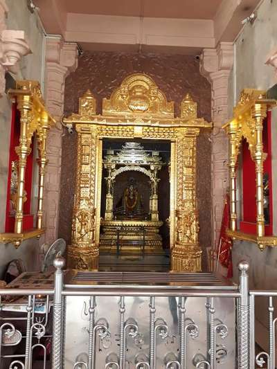 kisi bhi parkar k mandir par real gold and cinthatiq gold foil leaffing karayen Full guaranty k sath ... #24crtgoldart