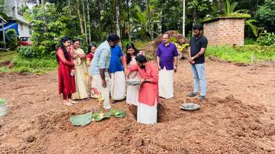 New site stone laying @ kuttur, Thrissur GEOHAB BUILDERS 
#thrissur #thrissurbuilders  #HouseConstruction  #foundation  #geohabbuilders  #geohabbuilders  #ongoing-project  #sitestories #foundation