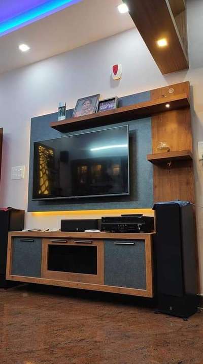 Tv unit