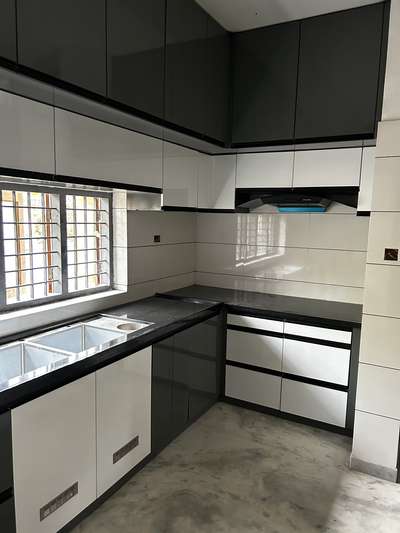 Pu paint finish Modular kitchen 
 #kolopost  #KitchenIdeas  #ModularKitchen  #WallPutty  #pupaint  #j.arch #KitchenIdeas  #LargeKitchen  #LShapeKitchen