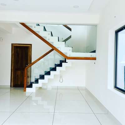 Railings #GlassBalconyRailing #GlassDoors #GlassHandRailStaircase #WindowGlass #WindowGlass #glassdecors #glasswindows #glasspaneling #Toughened_Glass #GlassDoor #Glassinterior