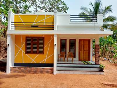 Budget 18 Lack കുറഞ്ഞ ബഡ്ജറ്റിൽ ചെയ്യാവുന്ന ഒരു നില വീട്.  
https://www.facebook.com/165137411005765/posts/717837779069056/

#SingleFloorHouse  #KeralaStyleHouse #modernhomes  #exteriors #budgethomes #lowcostconstruction #archlab_architects_engineers