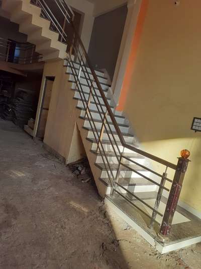 ss railing 202 meterial  pati vertical and price 650/- running fit