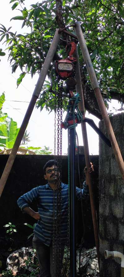 Blocked borewell submersible pump lifting process