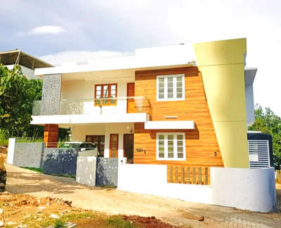 Residential building in a small plot.