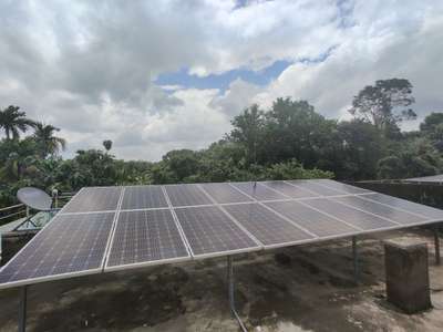 6kW Ongrid Solar Power Plant
Waaree solar modules
Goodwe Ongrid Solar inverter