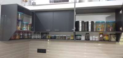 kitchen cabinet