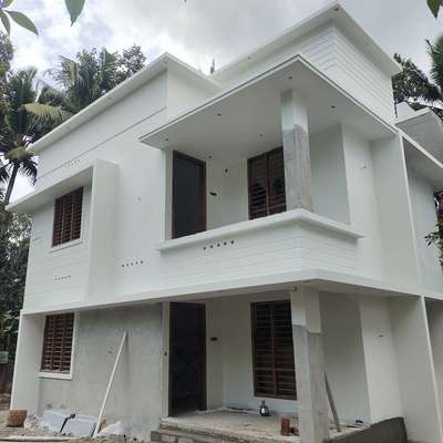 Ongoing Construction 
AL MANAHAL BUILDERS AND DEVELOPERS Neyyattinkara,tvm
kishor kumar
call 7025569477
 #budget_home_simple_interi 
#Simplehomes
#simpleelevations 
 #almanahalbuilders