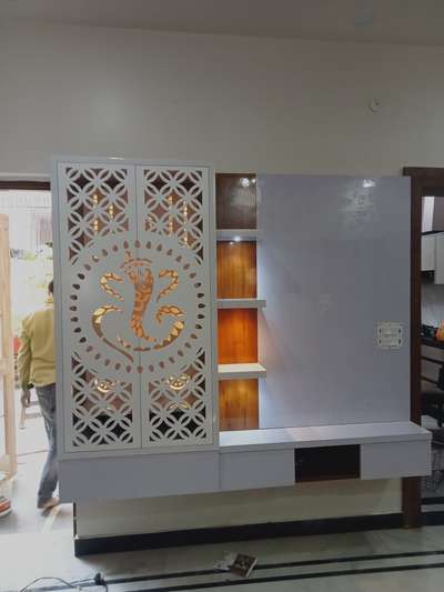 Anushka furniture work ret 1200 rupes fut