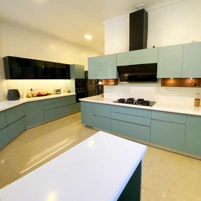 Modular kitchen.  #ModularKitchen  #Modularfurniture  #modularkitchendesign #modularhouse