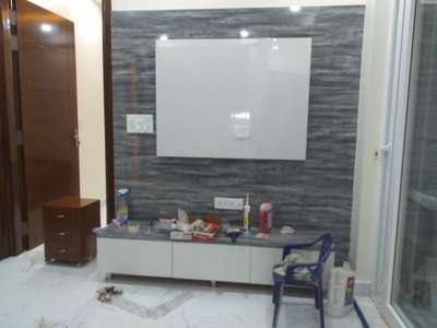 # draining room TV unit