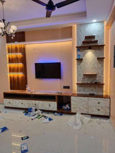 #  tv unit and Mandir
sec 75 noida up