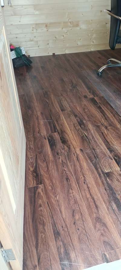 #wooden flooring
lagwane ke liye sampark Karen