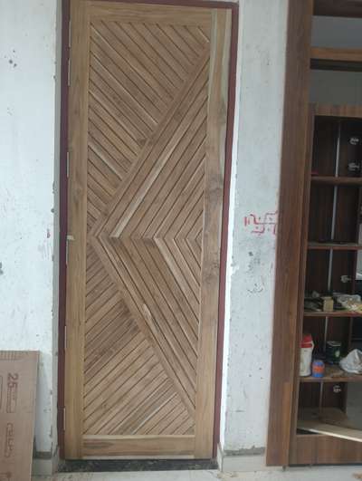 Main entry door 9.5ft