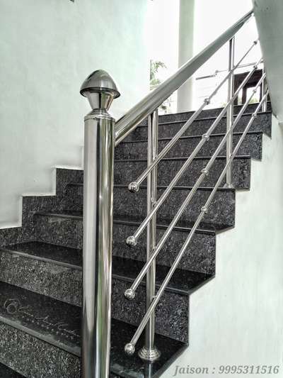 #ordinary @ernakulam  #ssrailing  #StainlessSteelBalconyRailing  #SteelStaircase  #handrails  #interiordesigers  #interiorarchitecture  #interiordesign   #ernkulam  #ordinaryhandrail  #criss