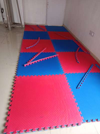#@ 725/per PC's size 1 meter bye 1 meter gym rubber mat