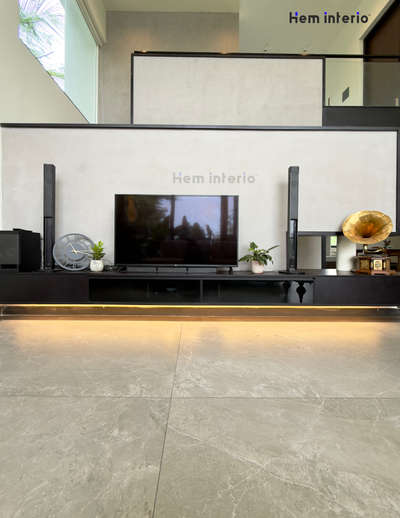 #heminterio  #homeinteriorsdesign  #homeinteriordesign  #InteriorDesigner  #Architectural&Interior  #tvunits  #LivingroomDesigns  #doubleheightwalldesign  #Architectural&Interior  #architecturedesigns   #bestinteriordesign  #bestdesignerskochi