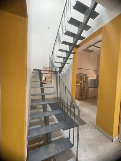 #metalstairs  #woodstair  #StaircaseDecors  #SteelStaircase